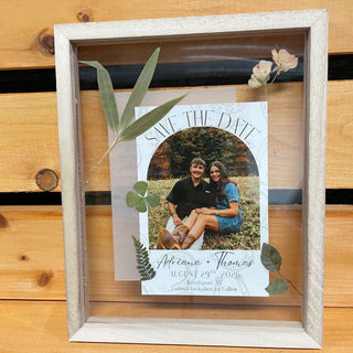 Tuesday, December 15th | 6:00PM-7:30PM | Floating Frame Keepsake with Pressed Flowers