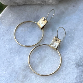 Wednesday, January 28th | 6:30PM-8:30PM | Make Your Own Dangle Earrings