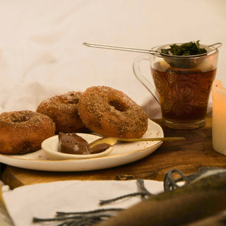 Saturday, January 24th | 10:00AM-12:30PM | Sweet Mornings: Apple Cider Donuts & Coffee